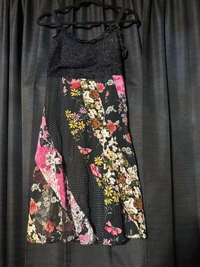 Women’s Floral Patchwork Midi Dress - Black & Pink